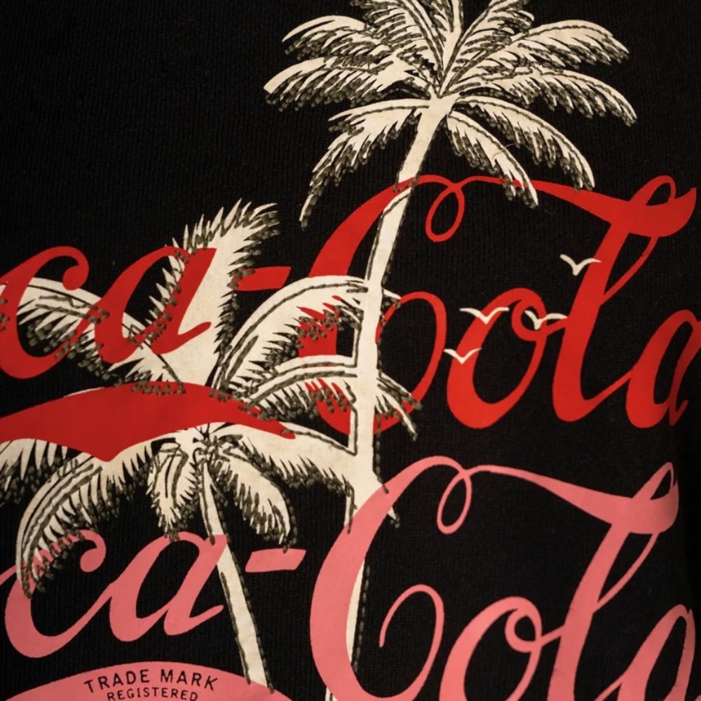 Maaji Coca Cola Horizon Pop Kentia Pull Over Size Medium NWT - Picture 7 of 11